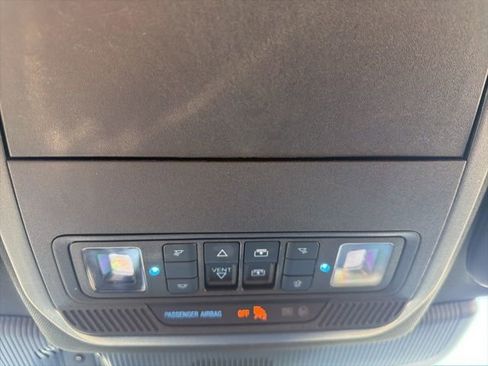 Used 2025 Ford Explorer ST image 25