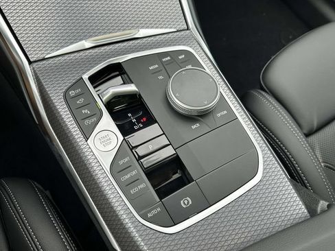 New 2026 BMW 330i xDrive Sedan w/ Premium Package AWD/4WD image 17