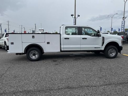 New 2026 Ford F250 XL image 4