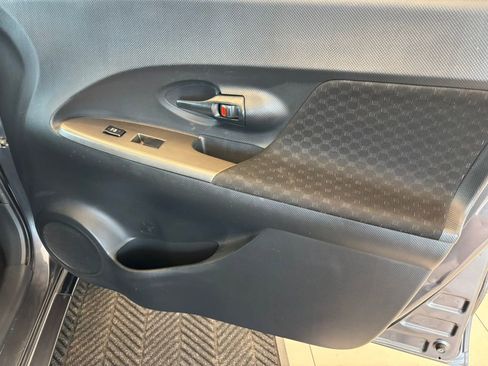 Used 2012 Scion xD FWD image 22