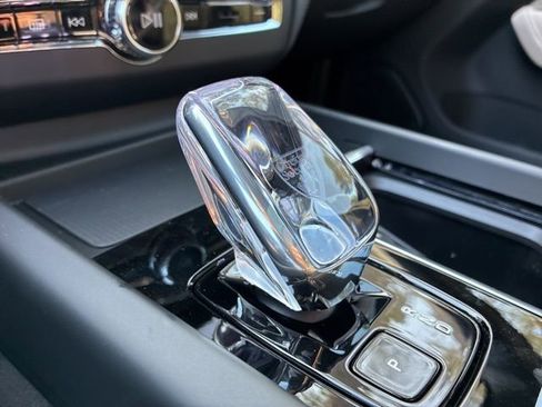 New 2026 Volvo XC60 B5 Plus w/ Protection Package Premier image 33