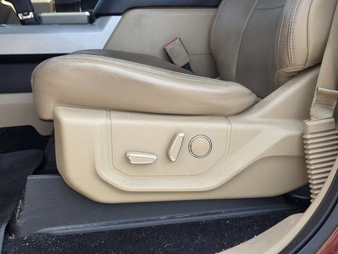 Used 2015 Ford F150 Lariat RWD image 15