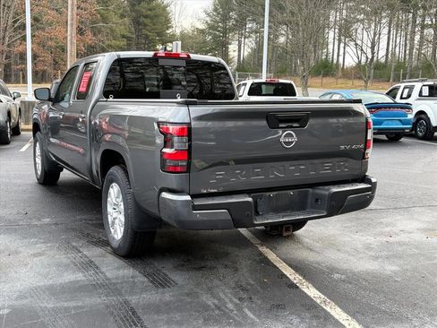 Certified 2023 Nissan Frontier SV w/ Technology Package image 6