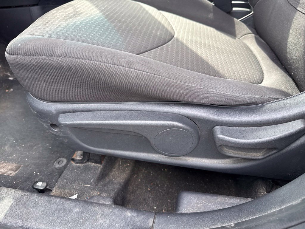 Used 2013 Kia Soul FWD image 9