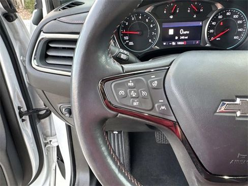 Used 2022 Chevrolet Equinox RS w/ RS Leather Package image 22