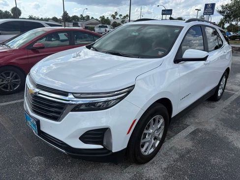Used 2023 Chevrolet Equinox LT FWD image 1