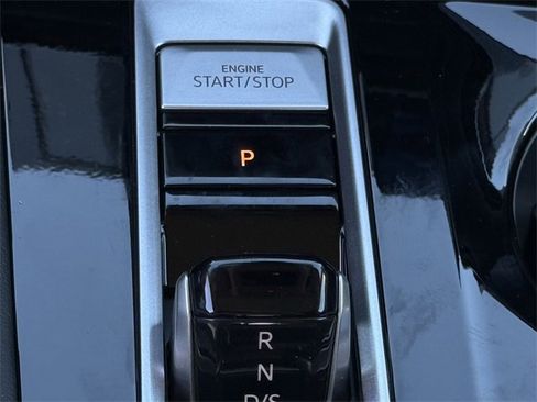 New 2026 Volkswagen Atlas SE image 17