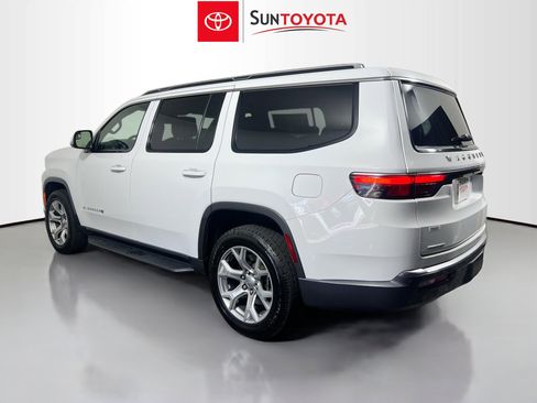 Used 2022 Jeep Wagoneer Series II image 6