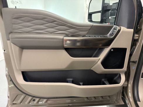 New 2026 Ford F250 Platinum w/ Platinum Plus Package AWD/4WD image 11