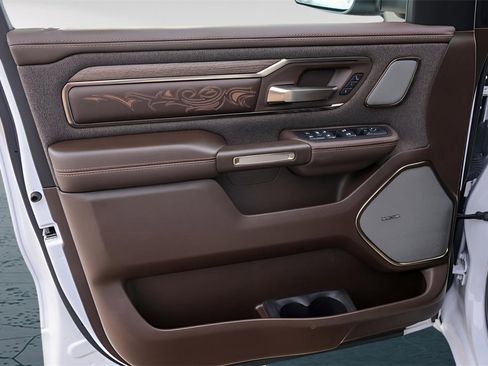 Used 2025 RAM 1500 Limited image 29