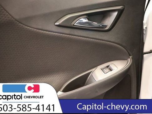 Used 2024 Chevrolet Malibu LT image 32