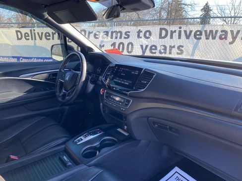 Certified 2022 Honda Passport TrailSport image 20