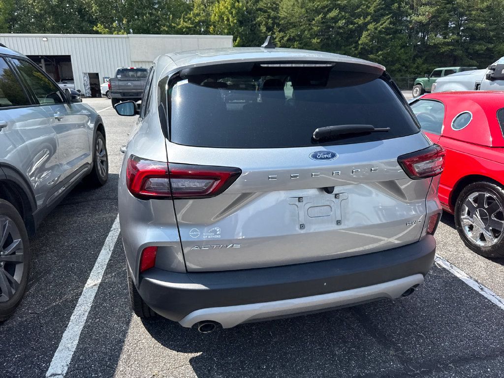 Used 2024 Ford Escape Active AWD/4WD image 13