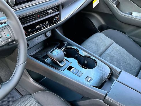 New 2026 Nissan Rogue SV image 7