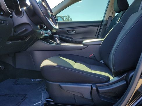 Used 2022 Nissan Sentra SV image 16