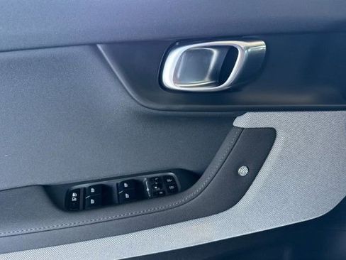 Used 2023 Polestar Polestar 2 w/ Pilot Pack image 13