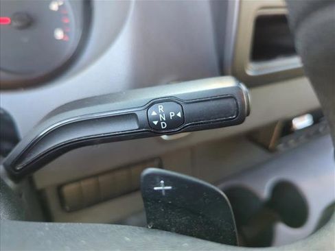 Used 2019 Mercedes-Benz Sprinter 2500 image 11