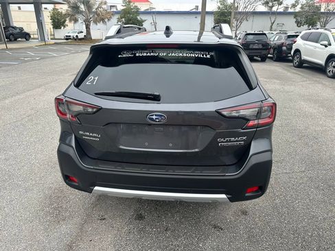 Used 2025 Subaru Outback Touring XT image 6