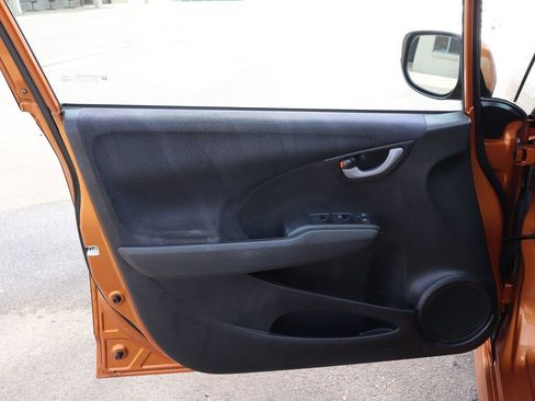 Used 2010 Honda Fit Sport image 23