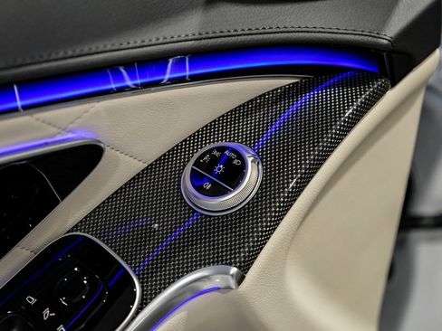 Used 2025 Mercedes-Benz S 580 4MATIC Sedan image 42