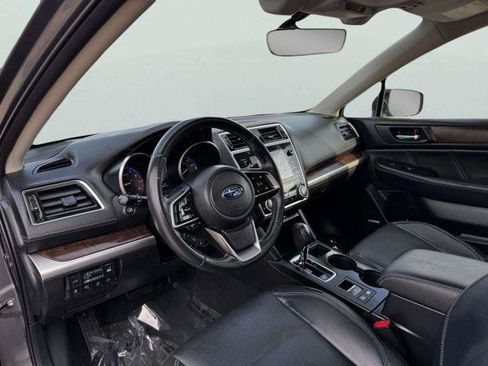 Used 2018 Subaru Outback 2.5i Limited AWD/4WD image 24
