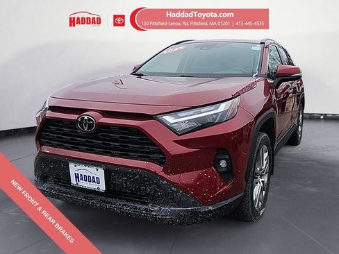 Used 2023 Toyota RAV4 XLE Premium image 1
