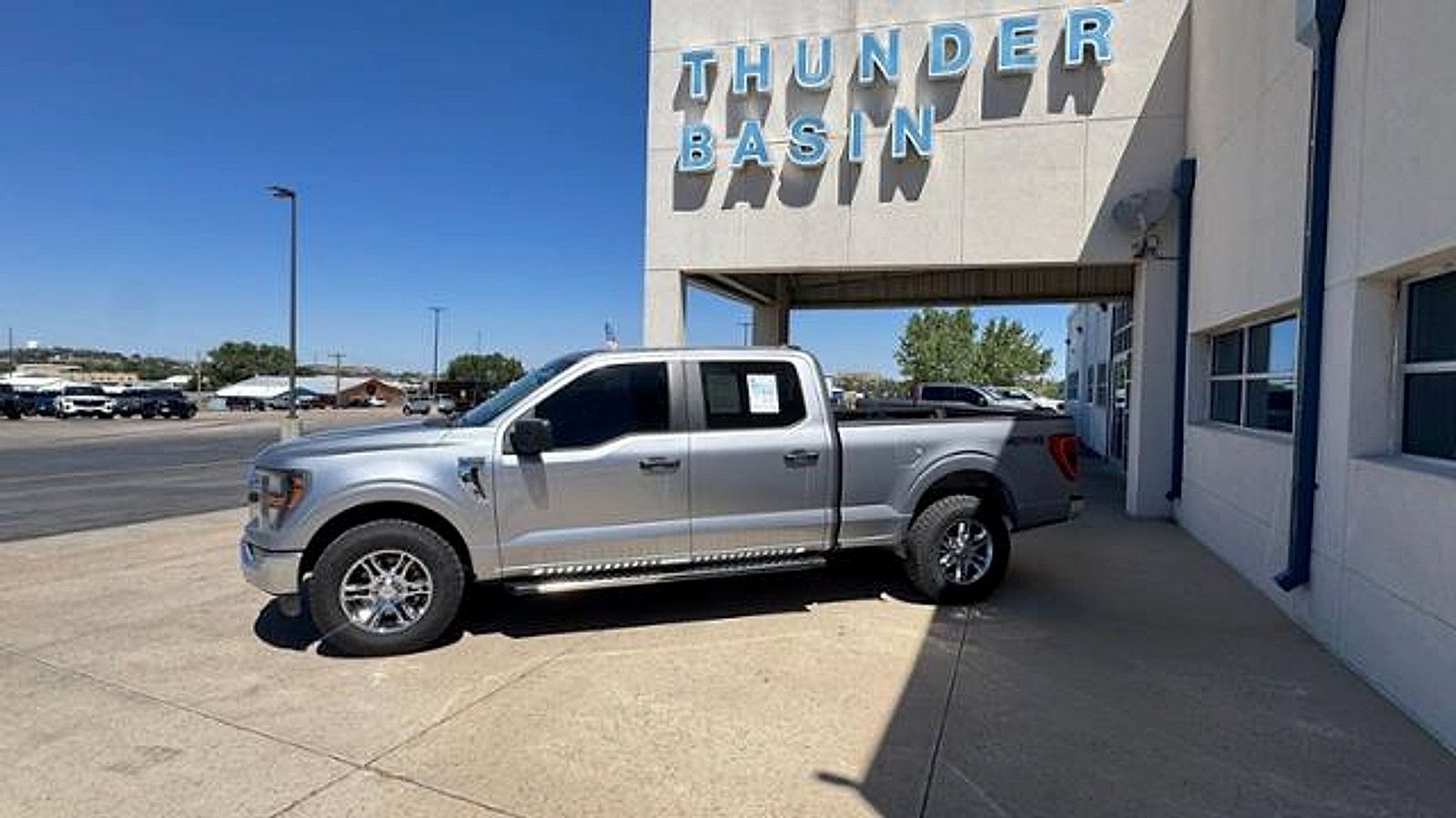 Used 2023 Ford F150 XLT w/ Trailer Tow Package AWD/4WD image 2
