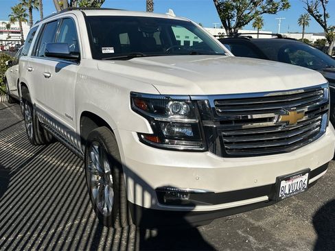 Used 2019 Chevrolet Tahoe Premier w/ Premier Plus Edition image 2