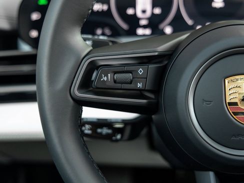 Certified 2025 Porsche Taycan image 15