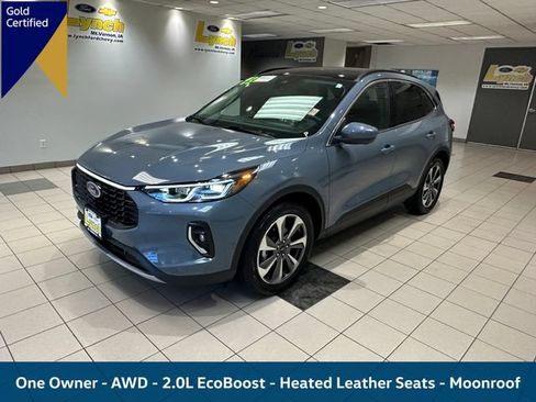 Certified 2023 Ford Escape Platinum w/ Premium Technology Package AWD/4WD image 2