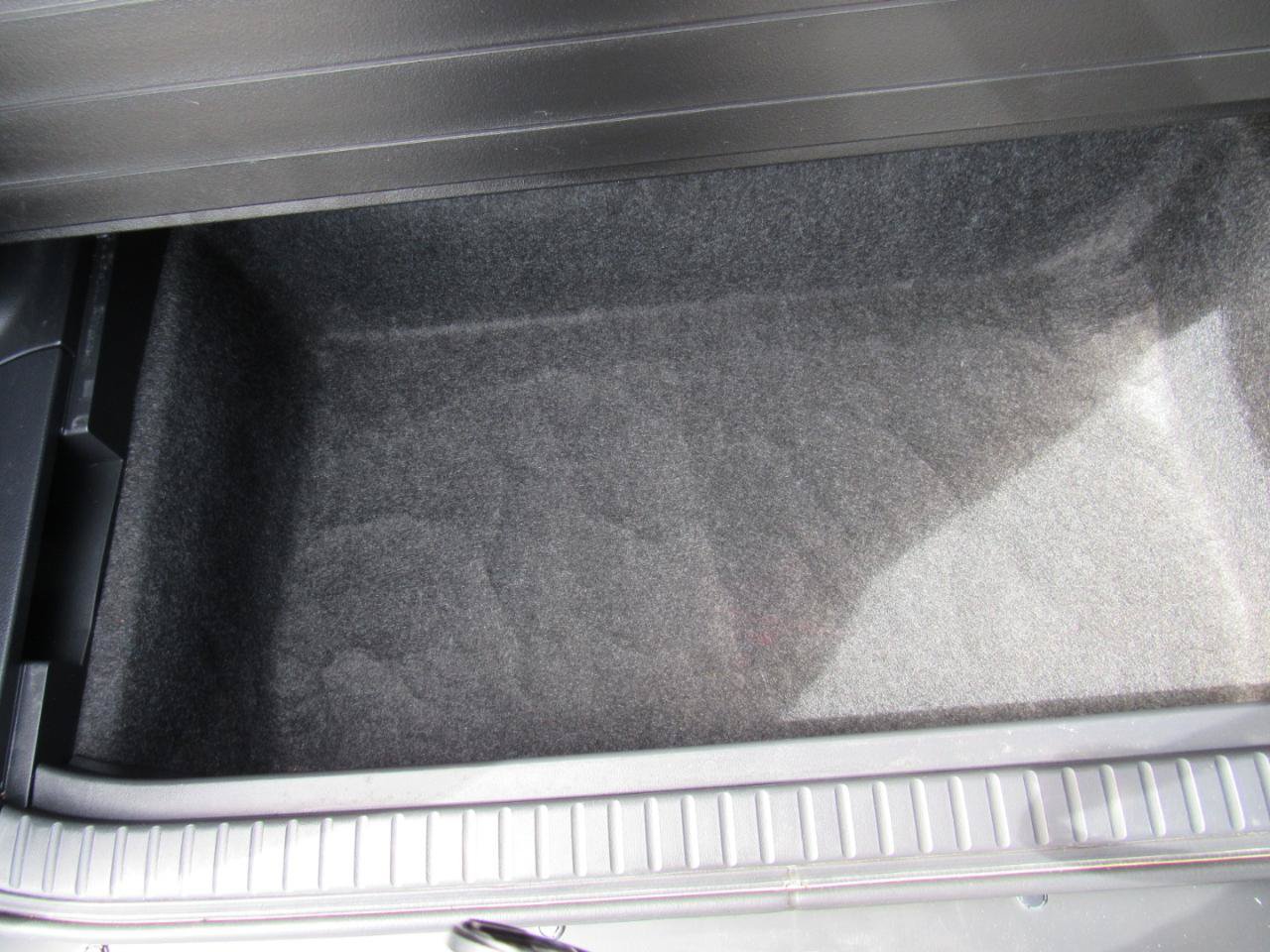 Used 2012 Toyota RAV4 4WD w/ Value Pkg image 37