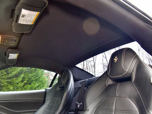 Used 2016 Ferrari California T image 53