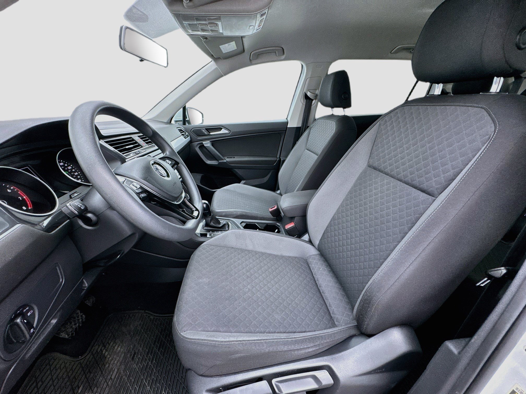 Used 2020 Volkswagen Tiguan S FWD image 13