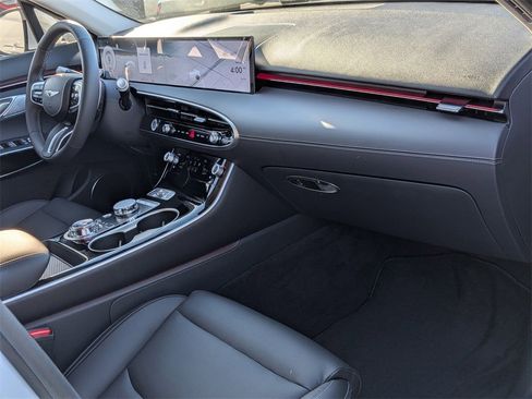 New 2026 Genesis GV70 2.5T image 30