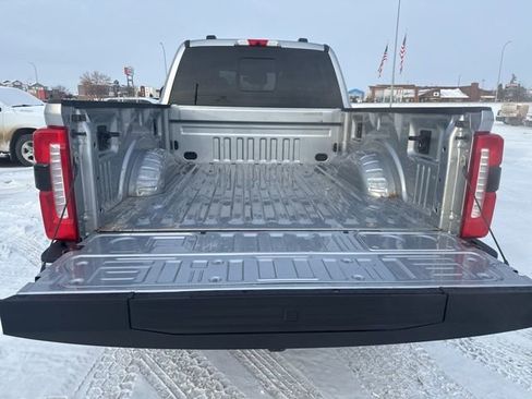 Used 2023 Ford F250 Lariat w/ Sport Appearance Package image 16