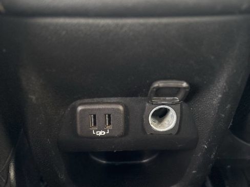 Used 2020 Chevrolet Colorado LT w/ LT Convenience Package image 20