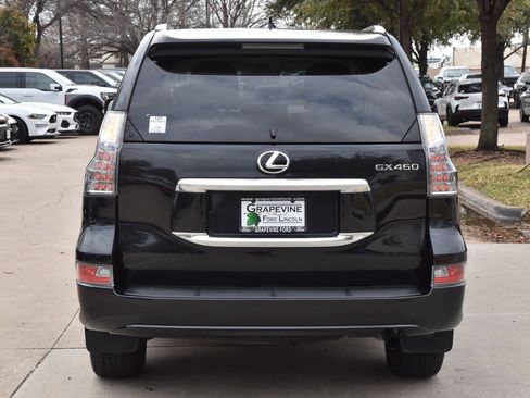 Used 2023 Lexus GX 460 Premium w/ Premium Package image 9