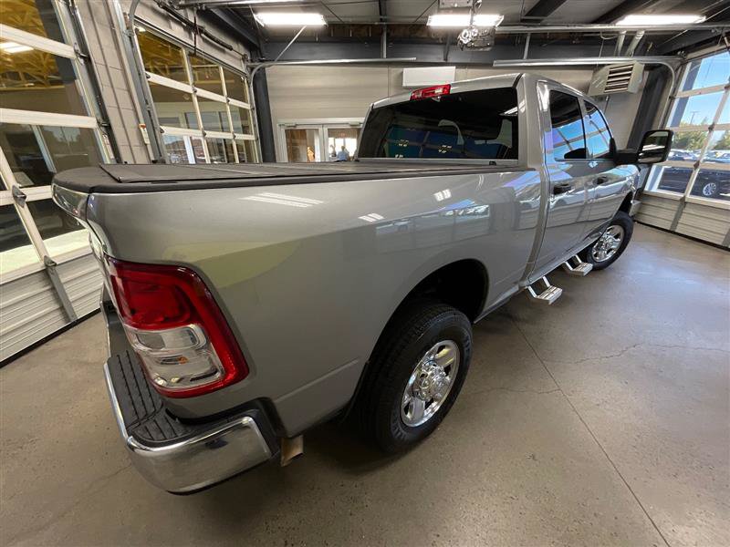 Used 2023 RAM 2500 Tradesman w/ Chrome Appearance Group AWD/4WD image 5
