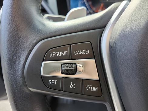 Certified 2022 BMW 330i Sedan w/ Driving Assistance Package image 18