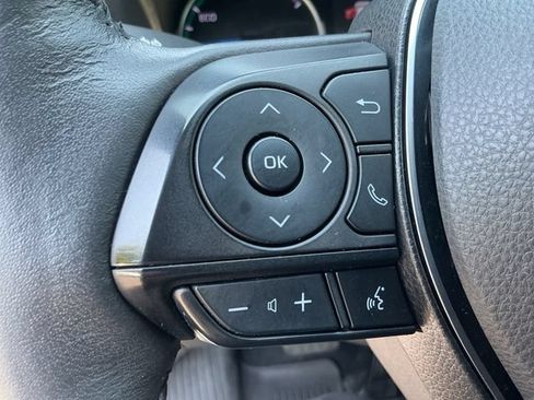 Used 2022 Toyota RAV4 SE w/ Convenience Package AWD/4WD image 19