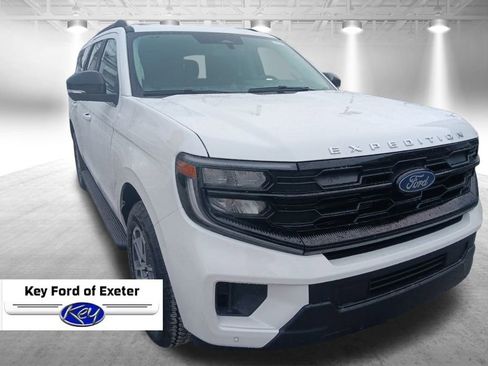 New 2026 Ford Expedition Max Active image 3