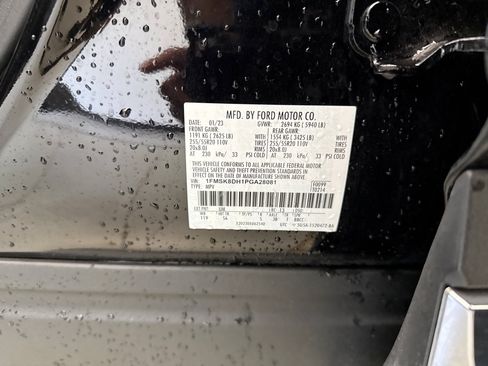 Used 2023 Ford Explorer XLT w/ Equipment Group 202A AWD/4WD image 22