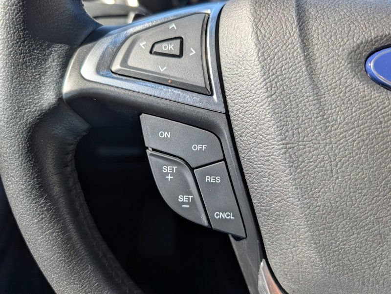 Used 2016 Ford Edge SEL w/ Equipment Group 201A AWD/4WD image 19