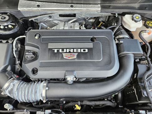 Certified 2023 Cadillac XT4 Sport image 33