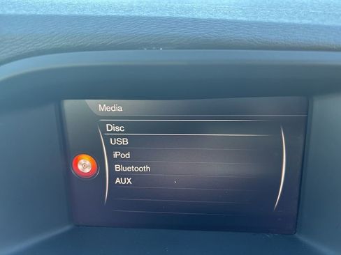 Used 2018 Volvo V60 T5 Dynamic w/ Vision Package image 36