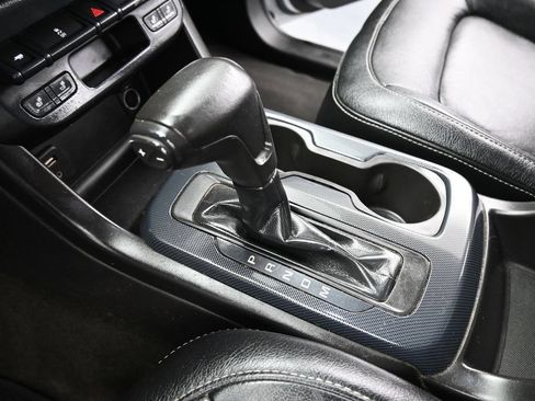 Used 2016 Chevrolet Colorado Z71 AWD/4WD image 14