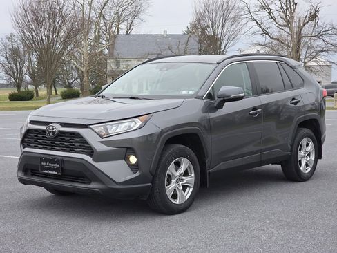 Used 2020 Toyota RAV4 XLE w/ All Weather Liner Package image 3