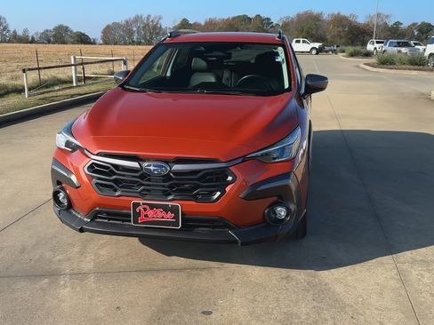 Used 2024 Subaru Crosstrek 2.5i Limited w/ Crosstrek Mirror Package image 4