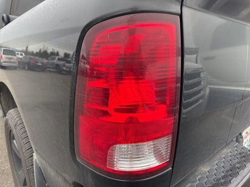 Used 2019 RAM 1500 Big Horn image 23