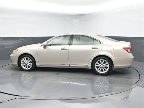 Used 2010 Lexus ES 350 image 5